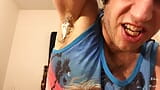 Взбитые сливки подмышкой поклоняются гею, инструкция по дрочке - превью snapshot 8