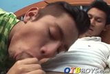 Twinks latinos con grandes pollas gordas disfrutando de una buena sesión de sexo snapshot 8