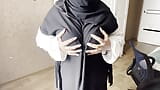 Muslim teen with big tits masturbates in hijab snapshot 4