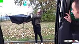 Un touriste se fait ramasser dans la rue et baiser sous la pluie par Breedbus snapshot 4