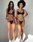 Emily Ratajkowski e modelo negra gostosa snapshot 4