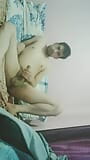 Papá caliente masturbándose duro snapshot 5