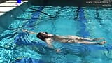 Eróticas en la piscina por Diana sexy, chica española snapshot 15