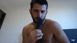 Solo macho semental gimiendo ruidosamente en la leva snapshot 16