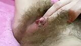 Enorme orgasmo, coño peludo, gran clítoris amateur snapshot 7