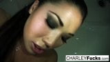 London Keyes arruina a fantasia de charley no baile de formatura snapshot 7