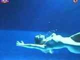 性感裸体裸体水下舞者 snapshot 3