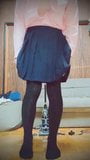 Sissy boy si masturba scopando macchina nella studentessa cos. snapshot 11