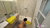 Sexy morena española seduce al fontanero y se lo folla en la ducha snapshot 2