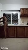 Valesca want to fuck in kitchen snapshot 2