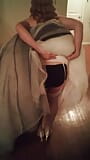 Ein seltenes und schönes $ 1750 graues Hochzeitskleid wird gut eingesetzt Teil 1 snapshot 14