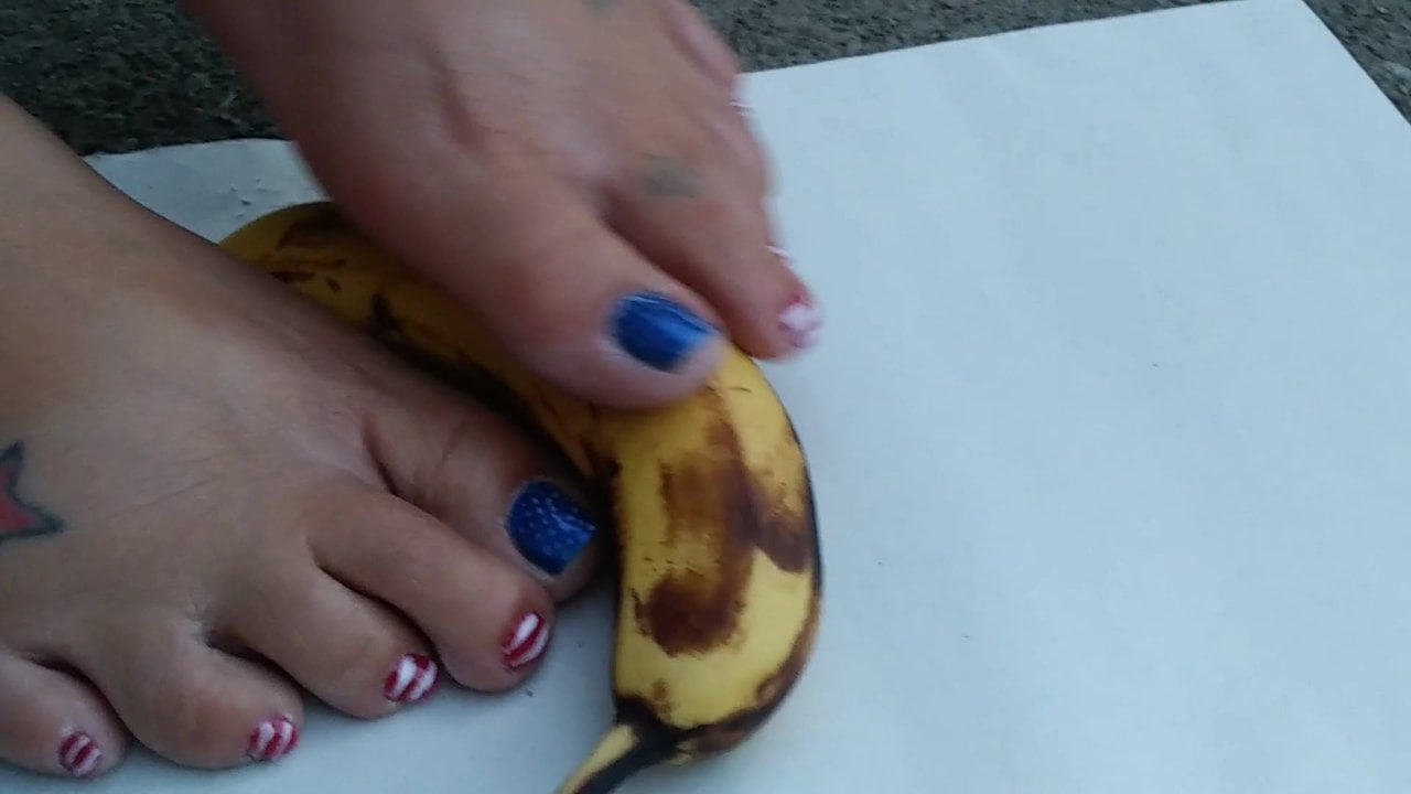 Free watch & Download Barefoot banana stroke with feet