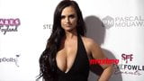 Chicas sexy en alfombra roja vol. 3 tetas enormes y calientes mujeres famosas snapshot 7