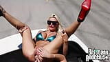 Sexo lésbico al aire libre con Brittany Andrews y Victoria Zdrok snapshot 14