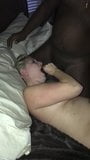 흑인 대물 자지와 섹시한 금발 마누라를 공유하는 남편 snapshot 3