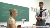 Sexlehrerin Julia Ann fickt snapshot 2