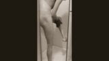 Maja - esposa amateur toma una ducha sexy (efecto sepia) snapshot 6