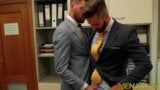 Menatplay, des hommes habillés, Dani Robles et Mick Stallone, se font sodomiser snapshot 6