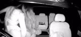 Un couple pakistanais baise dans une voiture snapshot 8