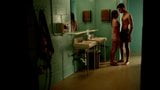 Kristen bell, la scena di sesso del bagnino (senza musica) snapshot 1