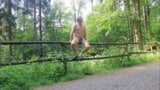 Moi nue dans la nature 4 snapshot 1