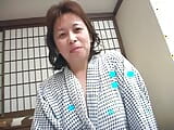 Japán hármasban lenyűgöző MILF-fel snapshot 1