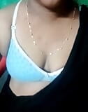 AUNTY SEXY HAI BHOT AAJ CHUD WAEE GE ACHE SE snapshot 4