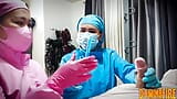 Enfermeras sádicas atormentando paciente atado con sondeo snapshot 5