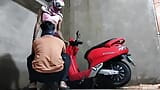 Haciendo un travesti indio casero y gay más cercano scooter eléctrico follando snapshot 7