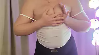 Teen khoe bộ ngực tự nhiên của mình | xHamster