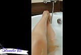 Lustful bathtub for stepsister with great feet and boobs snapshot 15