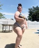 Masssssive Twins - solo bbw - 01 snapshot 2