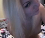 Show webcam avec une blonde snapshot 3