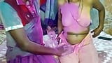 Desi real sex video: On the day of Holi, brother-in-law applied Abir on sister-in-law's breasts and had a lot of fun. snapshot 6