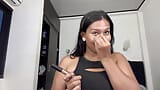 Hij verpest mijn make-up tutorial video en vult me met sperma snapshot 2