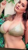 Kelly Brook Cumtribute snapshot 8