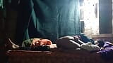 Pasangan comel berkongkek di bilik mereka. Video seks panas pasangan kampung. Live Video Rakaman Seks snapshot 8