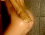 Coño caliente en las duchas snapshot 3