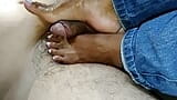 Footjob - ngocok kontol sampai dicrot di kaki enak snapshot 4