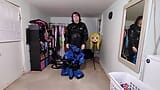 PVC - empregada cosplay e gasmask breathplay, tubo em traje snapshot 1