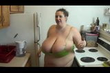 Riesige Titten ssbbw hucow snapshot 1