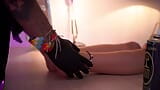 Fetiche de pies con Maria Camila justo en la oficina snapshot 5