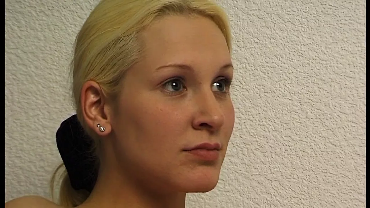 Jung und unerfahren, aber super sexy | xHamster