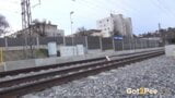 Vanessa Hell se para y hace pis cerca del ferrocarril snapshot 2