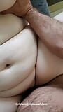 肥胖阴户的bbw被性交并被玩弄她的肚子。多次喷出高潮，腹部射精。 snapshot 14
