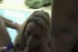 Tranny gangbang menina safada na piscina snapshot 3