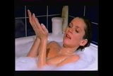 Anna Friel looking lovely in the Bath Topless snapshot 7