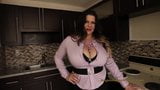 Angelina castro är en fastighetsslampa! snapshot 3