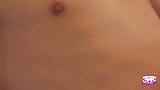 Uma garota loira com grandes fake tatas é boinked pelo dono do bar gordo snapshot 10