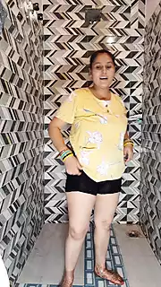 Bhabhi Puja menari di bilik air bhojpuri | xHamster